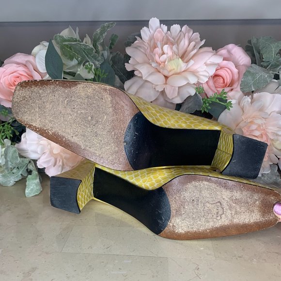 Stuart Weitzman 9.5 - Picture 6 of 6